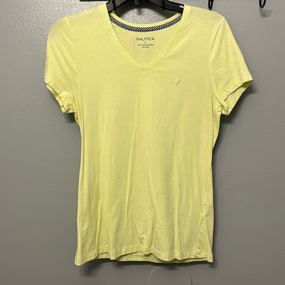 Náutica Women’s EUC Short Sleeve T-Shirt Lime Green Size Small